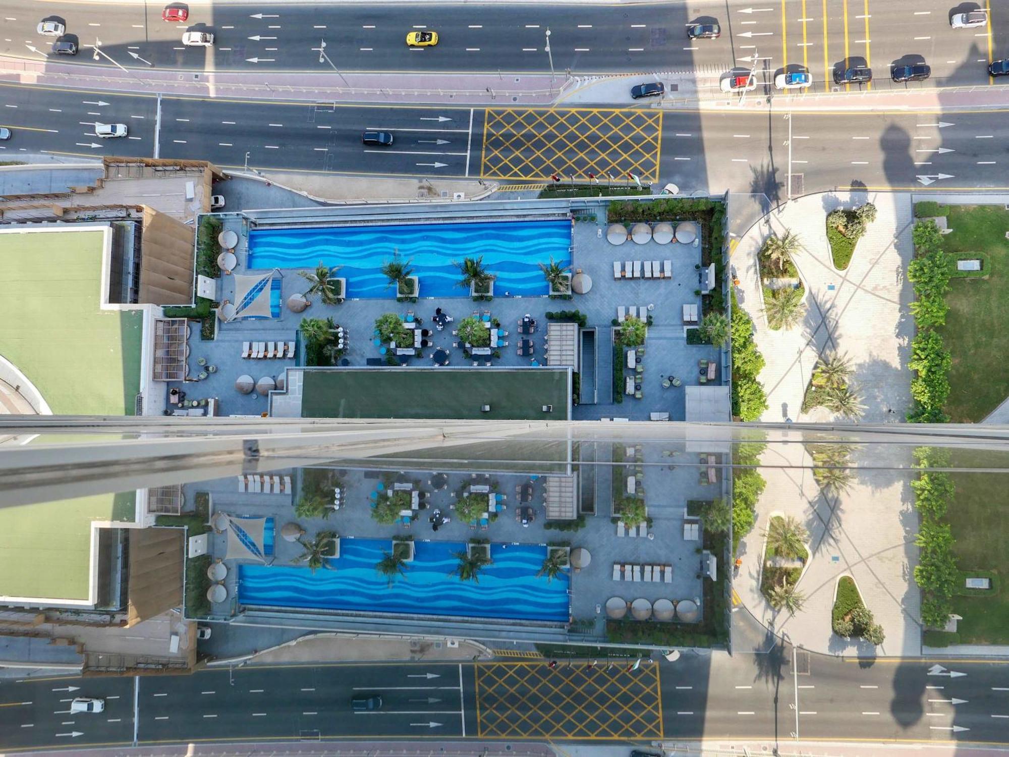Apartment Bird's-eye View Palmtower Dubai