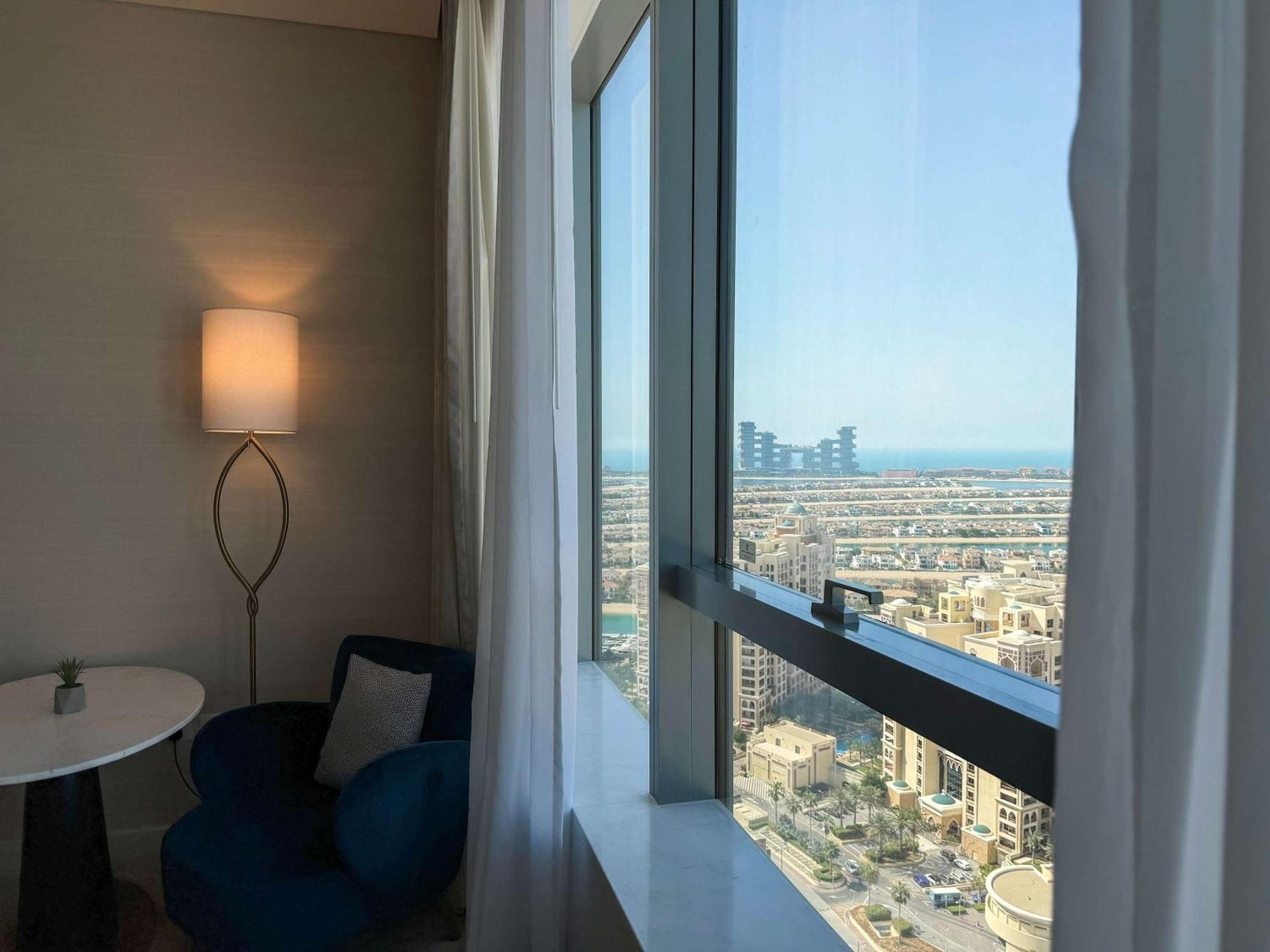 Apartment Bird's-eye View Palmtower